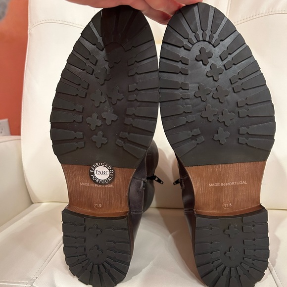 Stylish boots - Picture 4 of 9